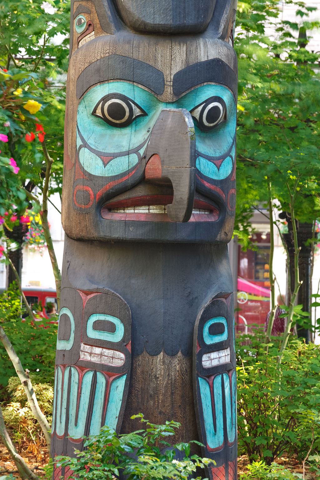 Seattle Totem Pole, 1940 - City of Seattle Office of Arts